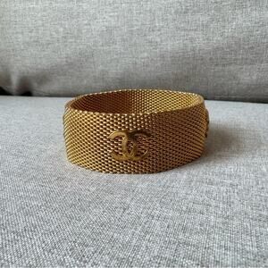 CHANEL CC Logo Detail Gold Plated Metal Mesh Chain Bangle Slip On Bracelet FLAW